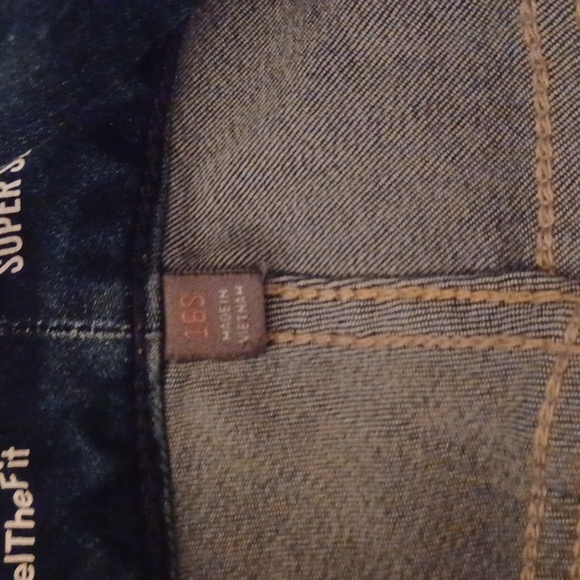 Torrid Jegging Super Sift 16S 3 Button Zip Denim - Picture 5 of 7